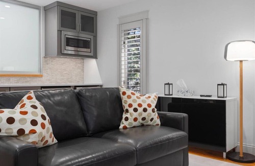Cape May Point Casa | Luxe Cape May Point Escape! Walk to Lake + Peloton