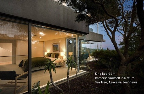 Cape Schanck Casa | Luxe Coastal Retreat - Ocean Views, Golf Courses, Hot Springs & Winery Heaven