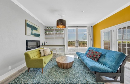 Clarksburg Apartamento | Luxe & Comfy Vineyard Estate ~ Breathtaking Views!