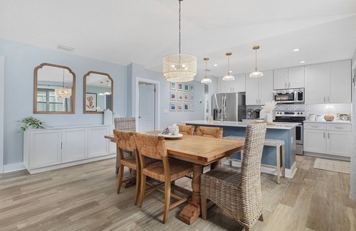 Jacksonville Beach Casa | Luxury Beach Estate 2 Heated Pools, Game Room