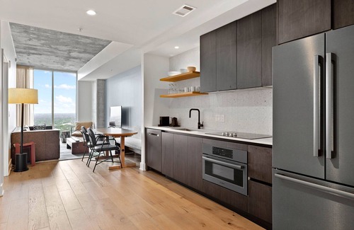 Rainey Street Historic District Condominio | Luxe Condo in Downtown Austin