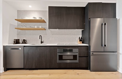 Rainey Street Historic District Condominio | Luxe Condo in Downtown Austin