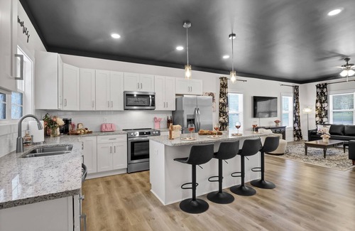 Mount Airy Casa | Luxe Cottage; Stroll to Main St, Hot Tub, Games, FirePit, CornHole, Fenced Yard