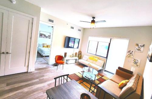 West Palm Beach Apartamento | Luxe & cozy 3Beds,2rooms,EV Gym Near Beaches&Downtown WPB