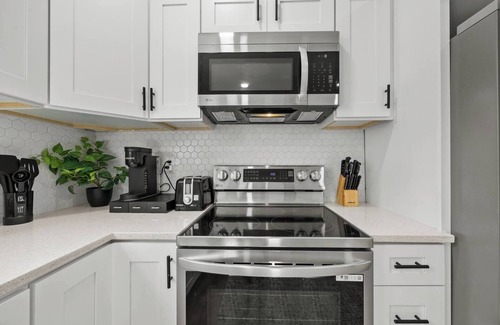 Downtown Columbus Apartamento | Luxe & Cozy 3BR Oasis | Ideal for Groups