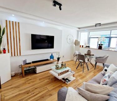 Praia Apartamento | Luxe-Design Imperio II- Petit Déjeuner 5min de la Mer