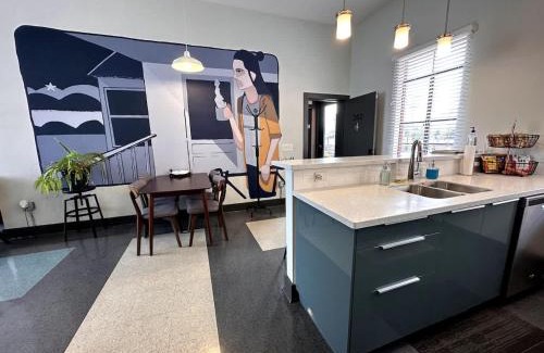 Roanoke Apartamento | Luxe downtown loft arts & ale walkable