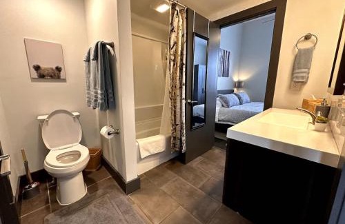 Roanoke Apartamento | Luxe downtown loft arts & ale walkable