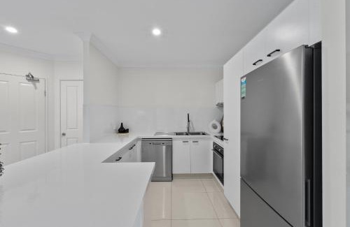 Mermaid Beach Apartamento | Luxe Escape & Family Attractions