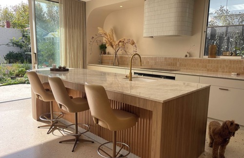 Brunswick East Casa | Luxe Family-sized home w Pool