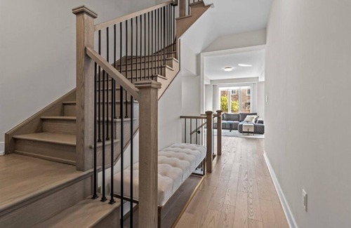 West Oak Trails Casa | Luxe furnished home in Oakville