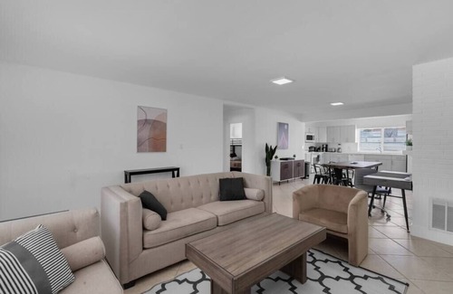 Driftwood Casa | Luxe Getaway: Poolside Paradise with Game Room