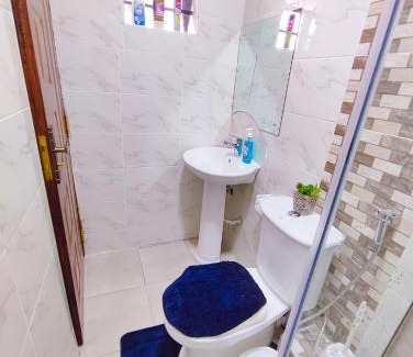 Nairobi Apartamento | Luxe Happy Home 254 Furnished Apartments