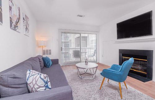 McLean Apartamento | Luxe Haven Escape