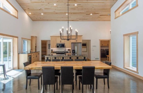 Crosslake Apartamento | Luxe Haven: Luxe Lakefront Views, Relax & Escape