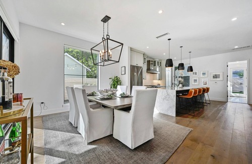 Zilker Casa | Luxe Home in Iconic Zilker/ Barton Springs neighborhood- POOL