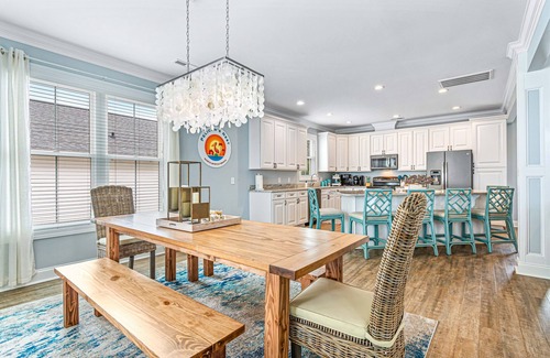 Ash Casa | Luxe Home w/ Free Htd Pool, 50 Steps to Beach, Elevator, Putting Green, Tiki Bar