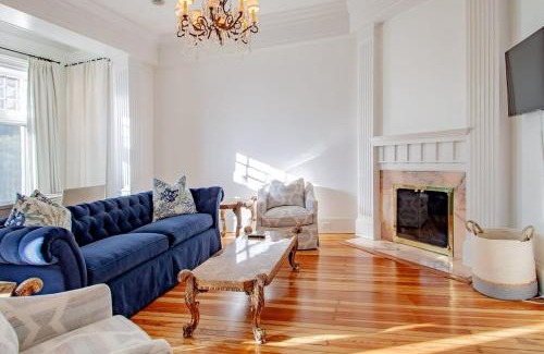 Kalorama Heights Casa | LUXE Kalorama 5-BR Townhome Close to Dupont Circle