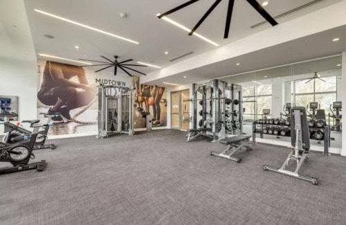 Cherry Apartamento | Luxe King Bed Suite in Midtown Charlotte