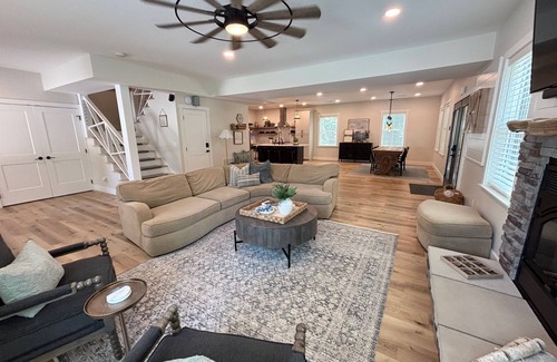 Monticello Casa | Luxe Lake Barndo w/ 2 King Suites! Hot Tub, Fire Pit, 1/8 mile to boat ramp!