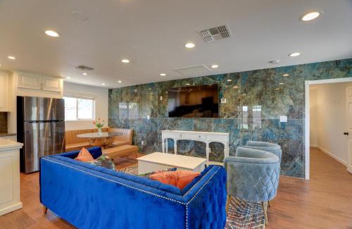 Las Vegas Casa | Luxe Las Vegas Casita with Patio about 6 Mi to Strip!