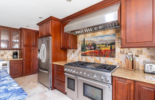 Cambrian Casa | Luxe Los Gatos 5BR w/ Backyard, close to Trails & Wineries, by Blueground