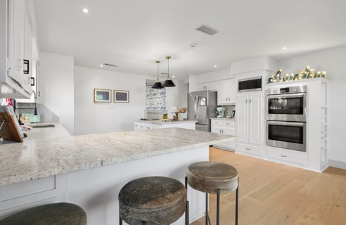 Dripping Springs Casa | Luxe Modern Escape | Resort Backyard w/ Pool, Hot Tub, Court & Kid Friendly Fun!