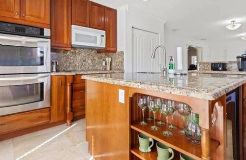 Coral Terrace Casa | Luxe Modern Private Getaway in the Heart of Miami!