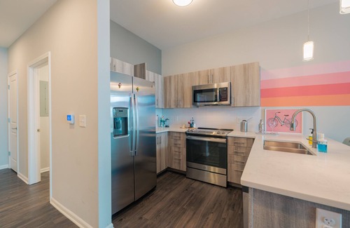 North Kansas City Apartamento | Luxe Modern Suite | Jazz Room | Kansas City, MO