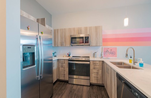 North Kansas City Apartamento | Luxe Modern Suite | Jazz Room | Kansas City, MO