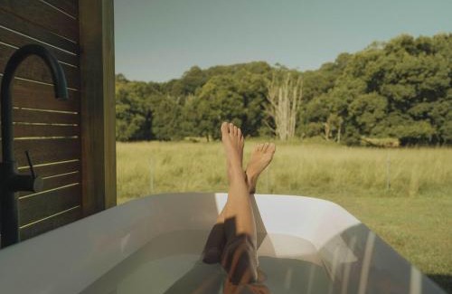 Mullumbimby Casa | Luxe nature escape - outdoor bath - Byronshire