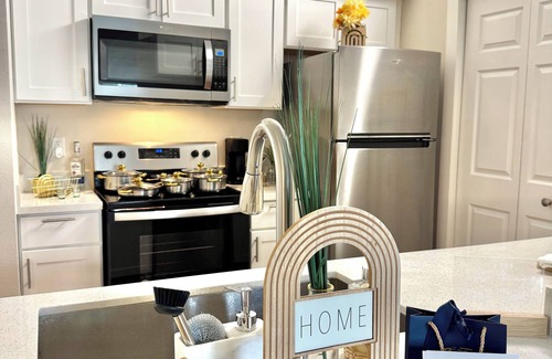 Chinatown Casa | Luxe Oasis Château – Entire Houston Home wPool Near NRG, Med Center & Galleria