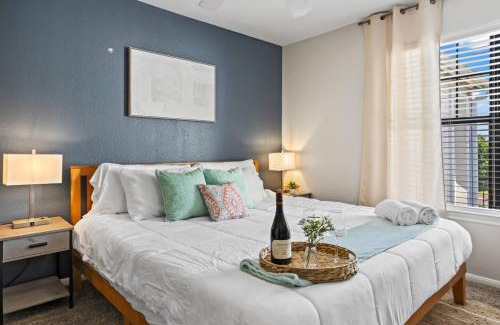 Pleasant Valley Apartamento | Luxe Oasis near downtown, pool, free parking