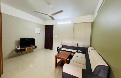 Thiruvananthapuram Apartamento | Luxe Oasis Palmgrove Oppo Lulu Mall