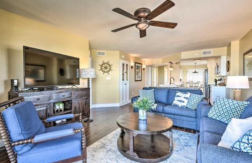 Seawinds Condo Apartamento | Luxe Oceanfront Condo with Pool, Beach Access and Gear
