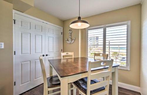 Seawinds Condo Apartamento | Luxe Oceanfront Condo with Pool, Beach Access and Gear