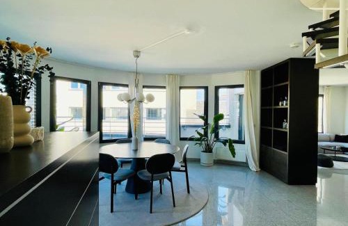 Gare Apartamento | Luxe Penthouse 2BR