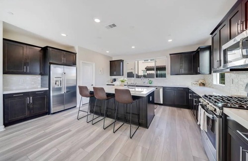 Ivey Ranch - Rancho Del Oro Condominio | Luxe Private Getaway in the Heart of Oceanside!