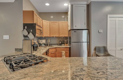 Southeast Casa | Luxe Private Getaway in the Heart of Capitol Hill!