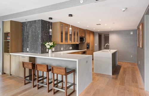 Snowmass Village Condominio | Luxe Resort Penthouse - Ski in Ski Out 3 Bedroom