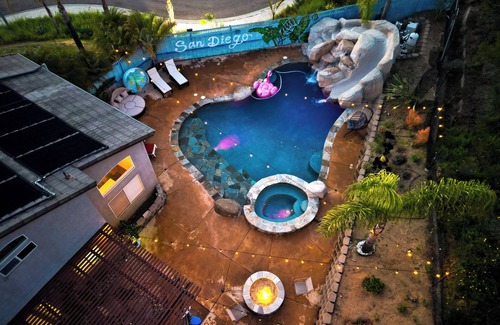 El Cajon Casa | Luxe Resort Style Home Stunning 8 Beds with Pool