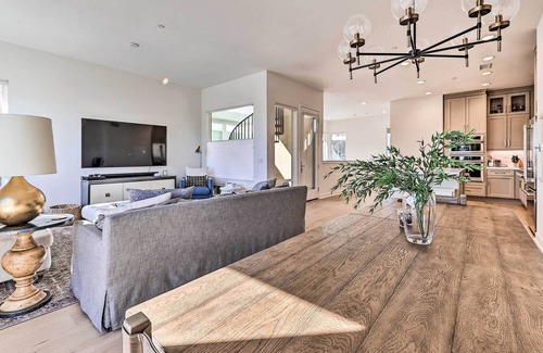 Del Obispo Condominio | Luxe Retreat w/ Rooftop < Half Mi to Beach!