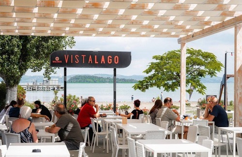 Tuoro sul Trasimeno Chalet De Esquí | Un animado campamento italiano, justo en el lago Trasimeno