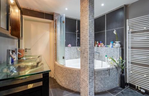 Chatelain Apartamento | Luxe Serene Residence