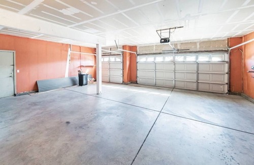 Stockton Casa | Luxe Spacious & Private Getaway in Stockton!