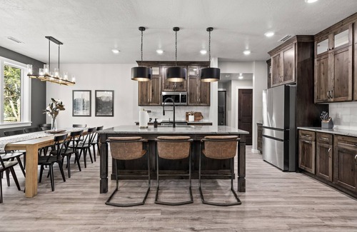 Zion National Park East Entrance Cabina | Luxe Stay at Ember Lodge, Zion
