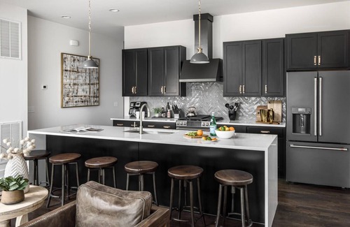 Edgehill Cabaña | Luxe-tennessee Row-heart of Gulch-mins to Broadway