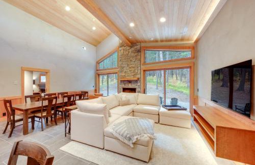 Mazama Casa | Luxe Valley Home with Sauna and Hot Tub Near Mazama