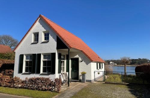 Heel Casa | Luxe villa aan het meer