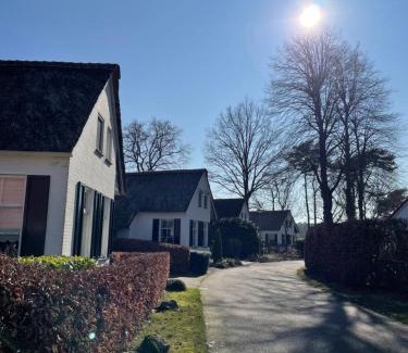 Heel Casa | Luxe villa aan het meer